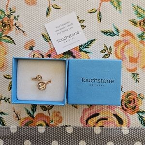 Touchstone Crystal blush curled up ring